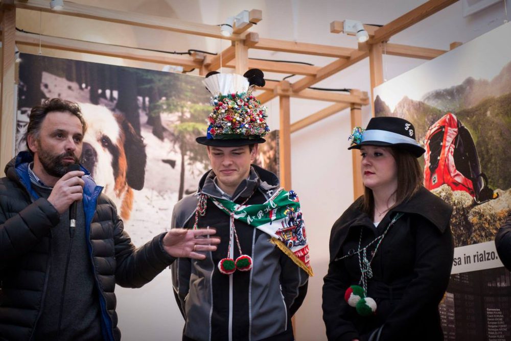 Lotnsereb Alla viceversa A noi piace così