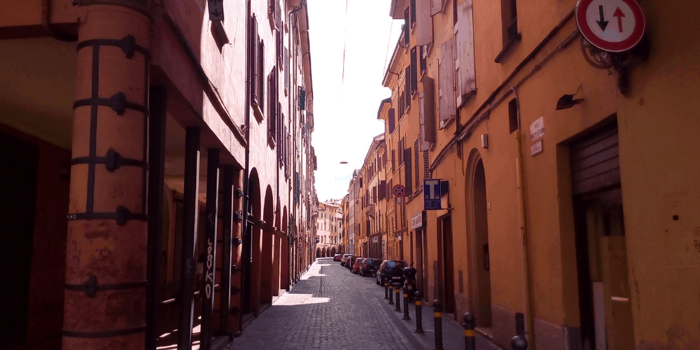 curiosità a bologna