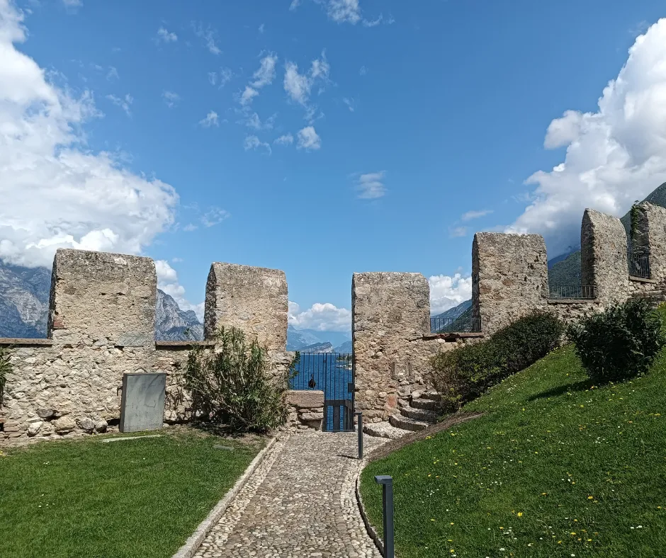 scorci castello scaligero