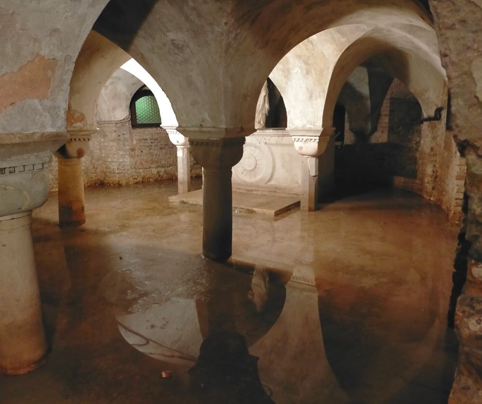 cripta Chiesa di Santa Zaccaria Castello